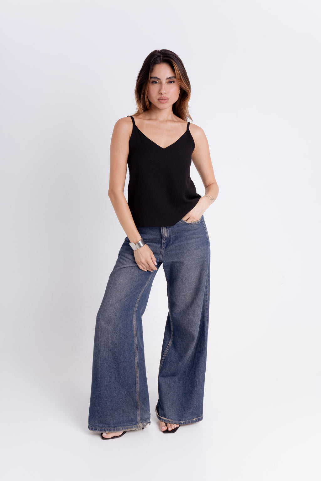 Blusa Easy Alça Fina de Viscose