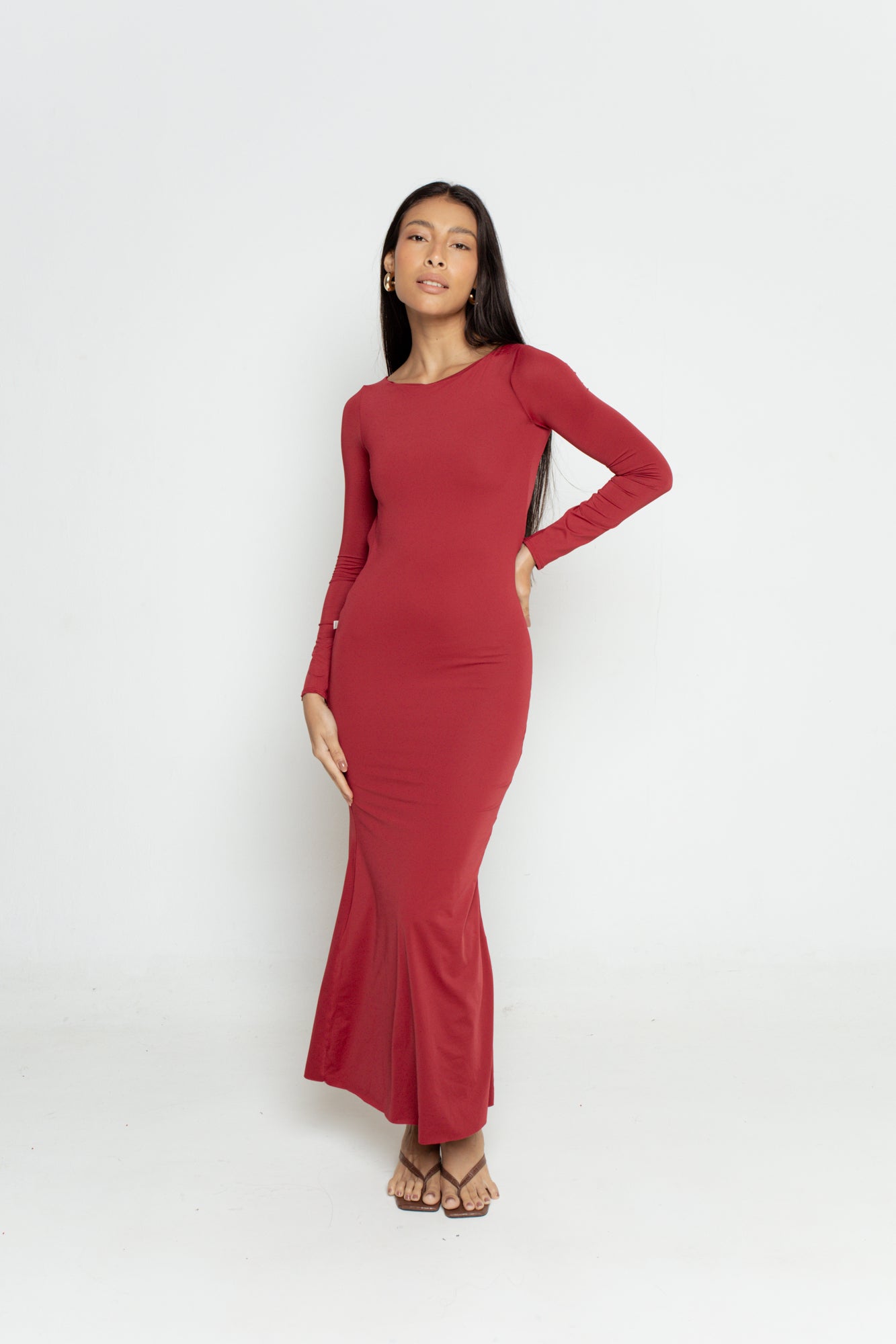 Vestido Selvagem Costas Abertas Manga Longa