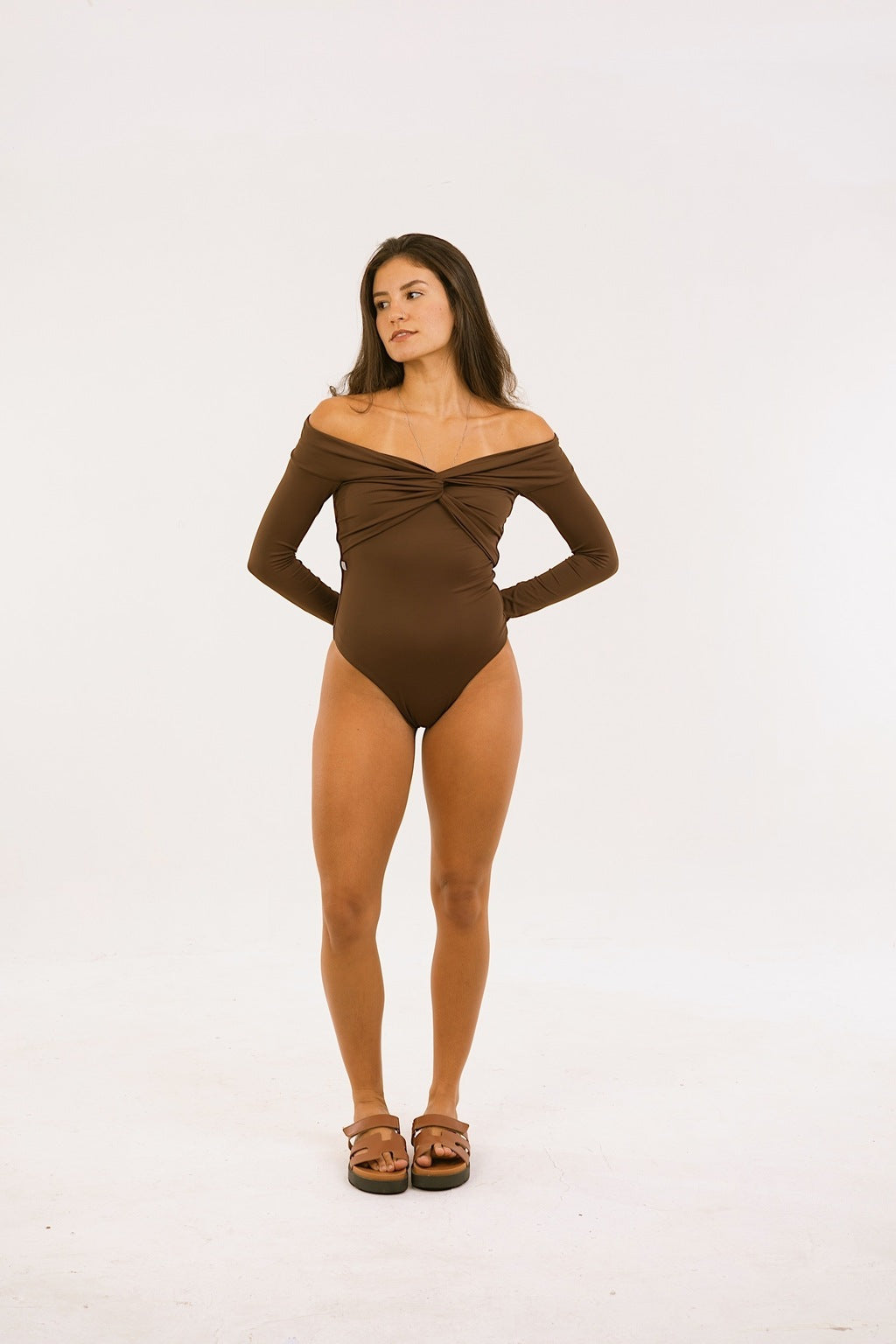 Body Trançado Manga Longa Ombro a Ombro