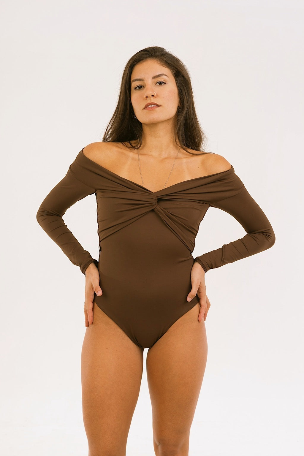 Body Trançado Manga Longa Ombro a Ombro