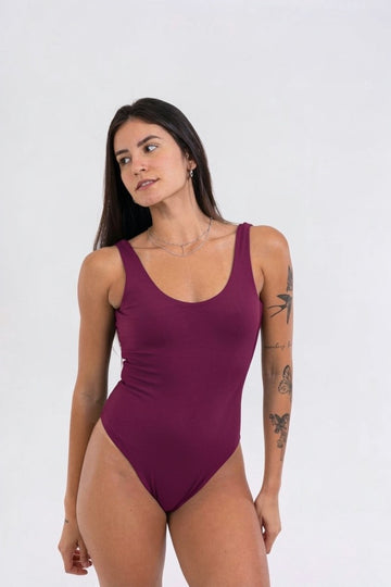 Body Cavado Costas Abertas