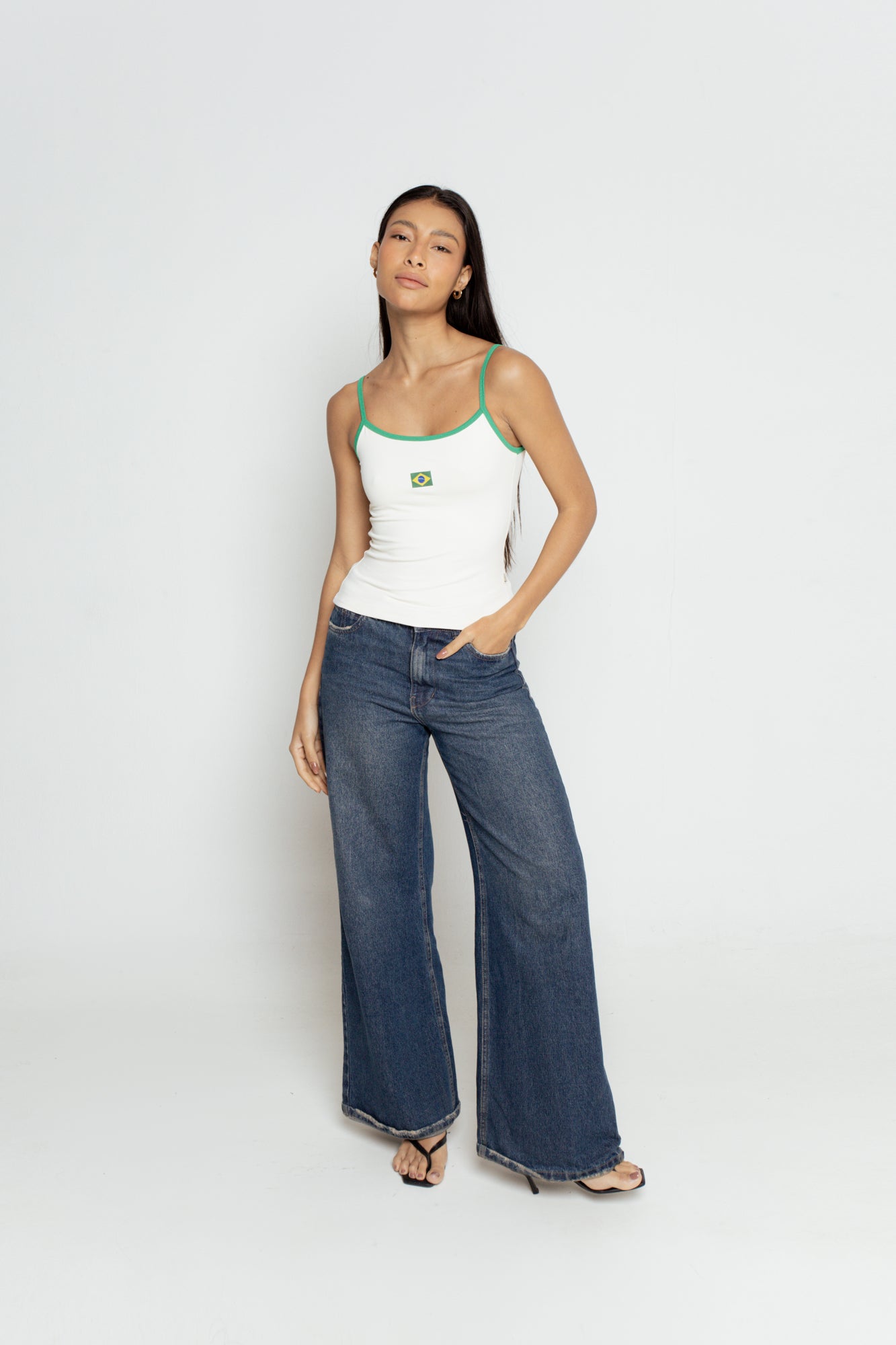 Blusa Regata Bicolor Off White e Verde Brasil