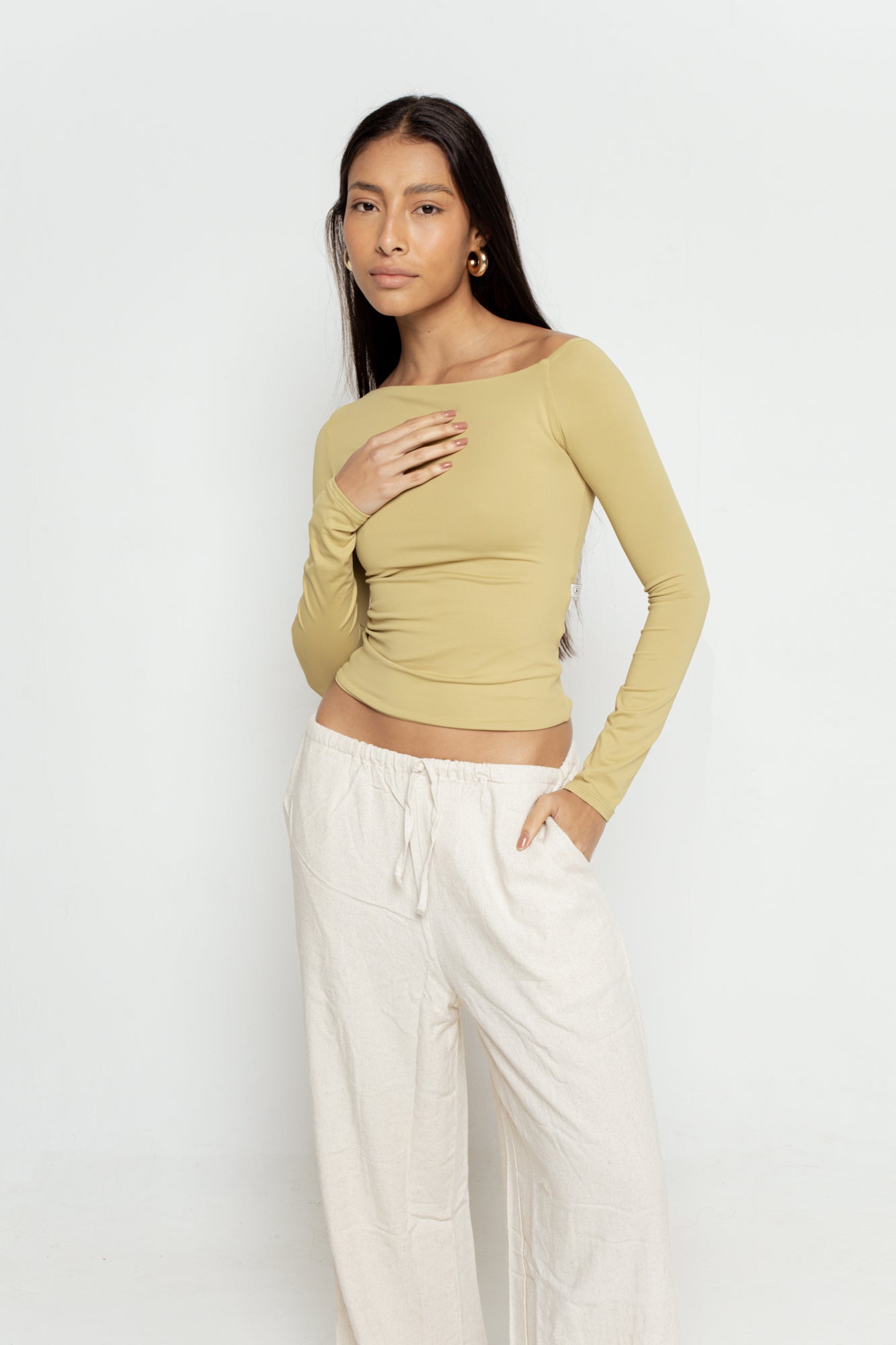 Blusa Manga Longa Assimétrica
