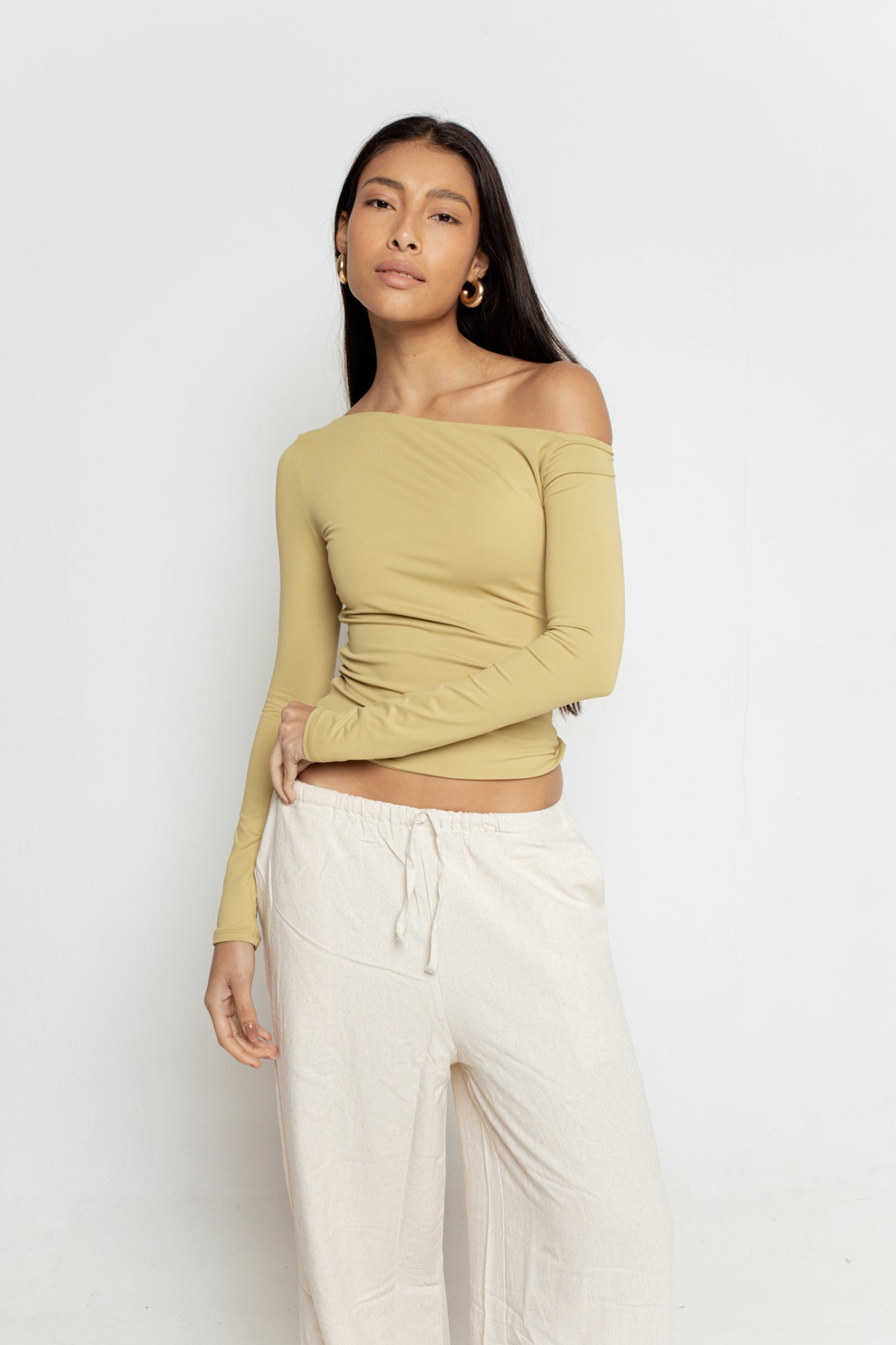 Blusa Manga Longa Assimétrica