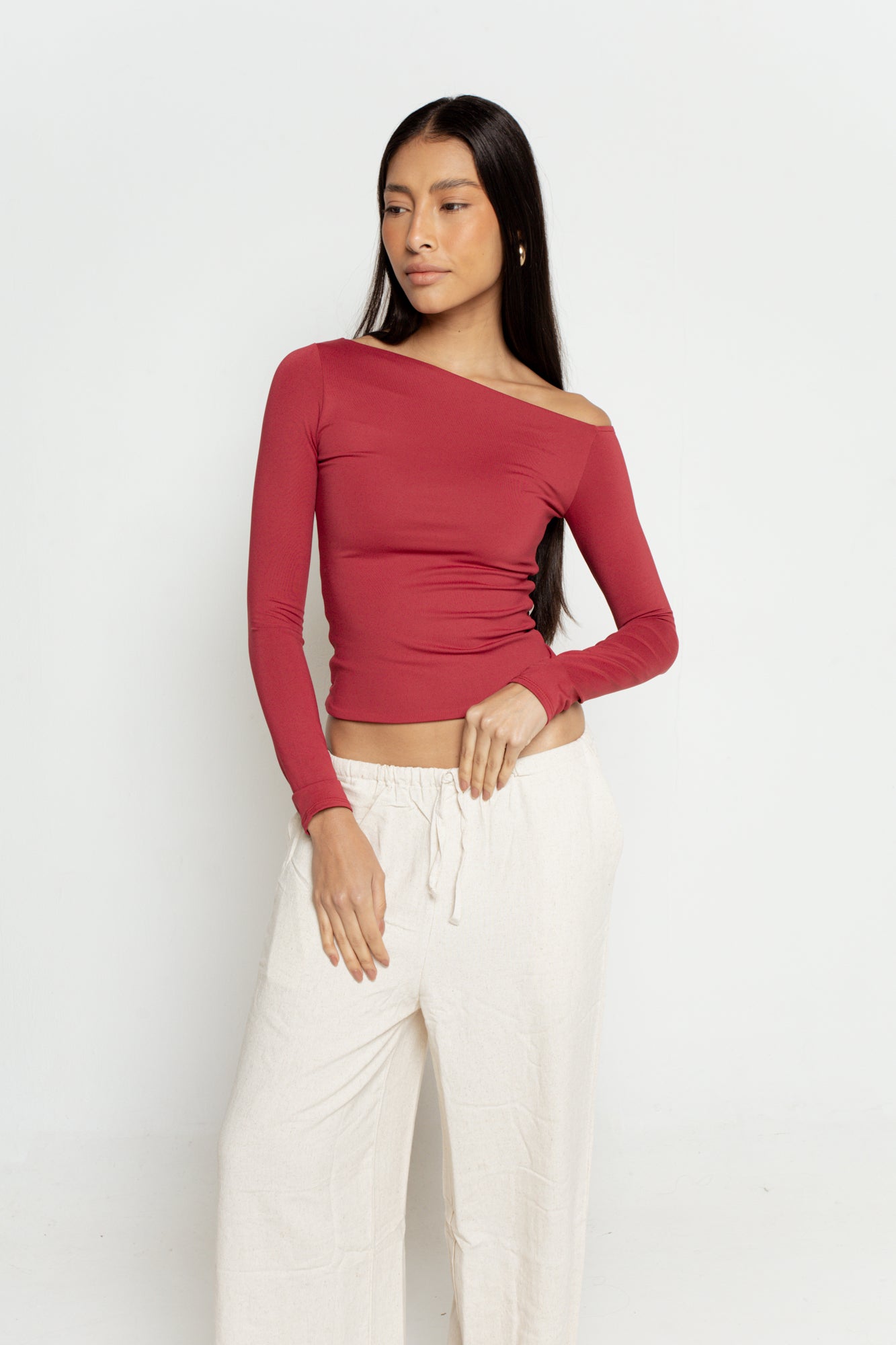 Blusa Manga Longa Assimétrica