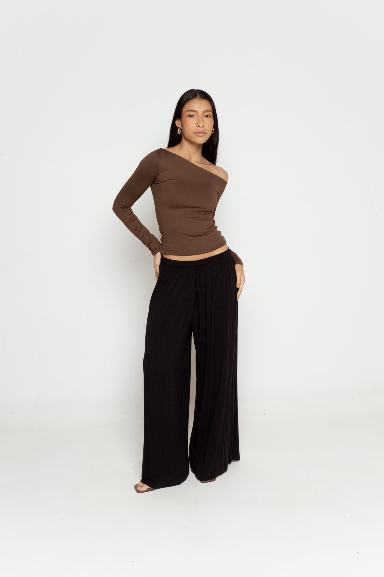 Blusa Manga Longa Assimétrica