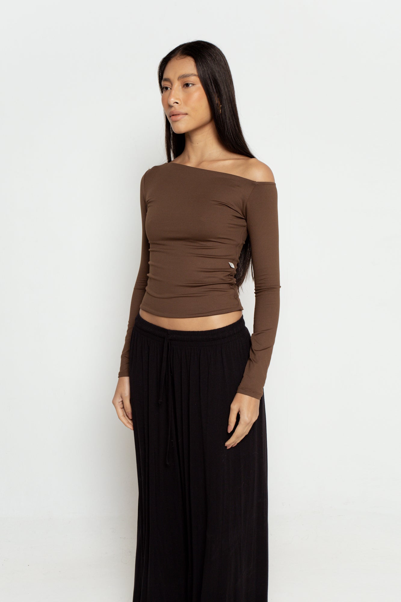 Blusa Manga Longa Assimétrica