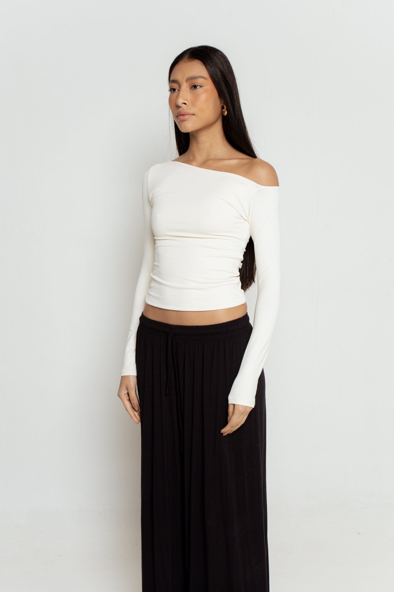 Blusa Manga Longa Assimétrica
