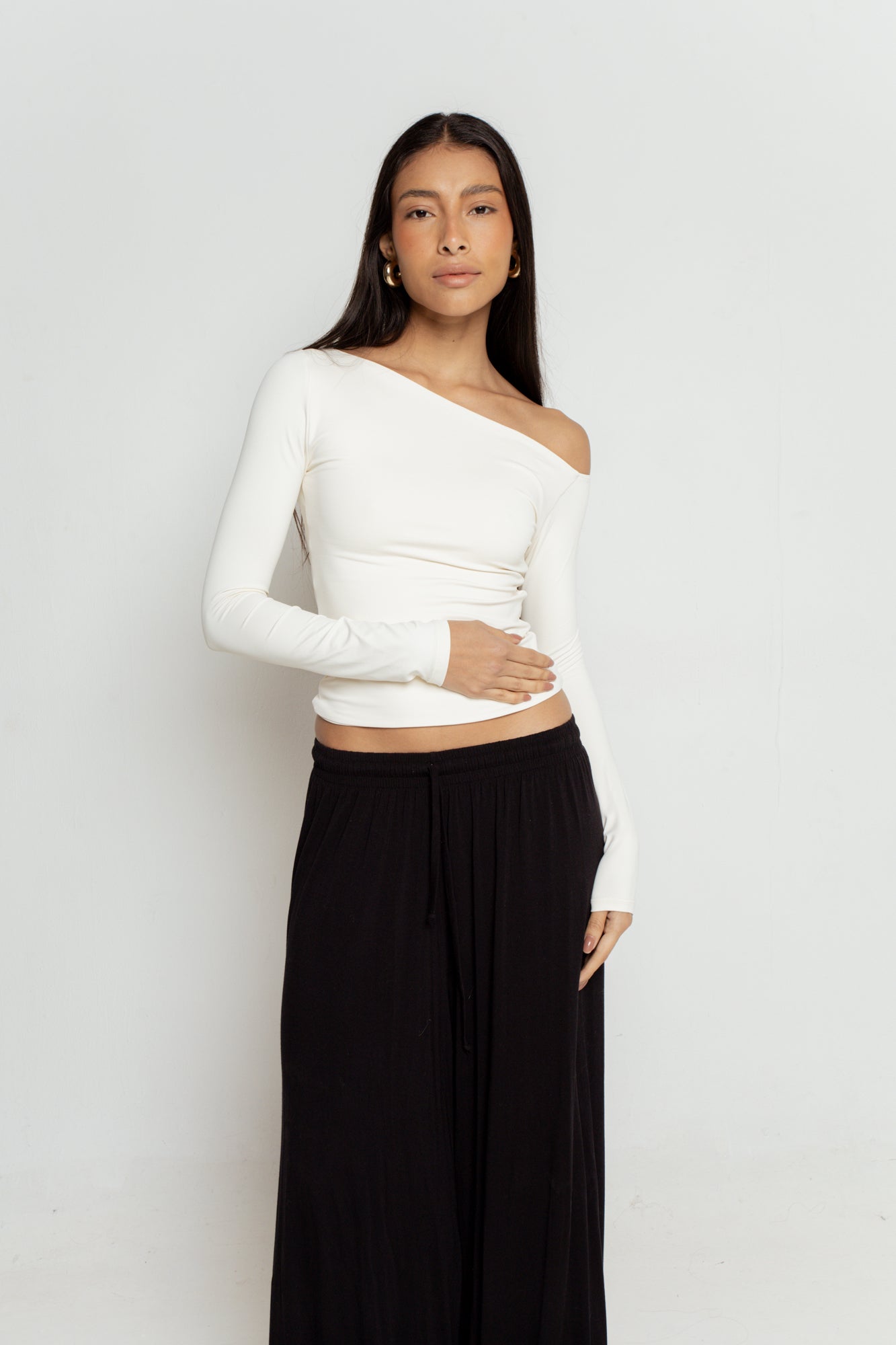 Blusa Manga Longa Assimétrica