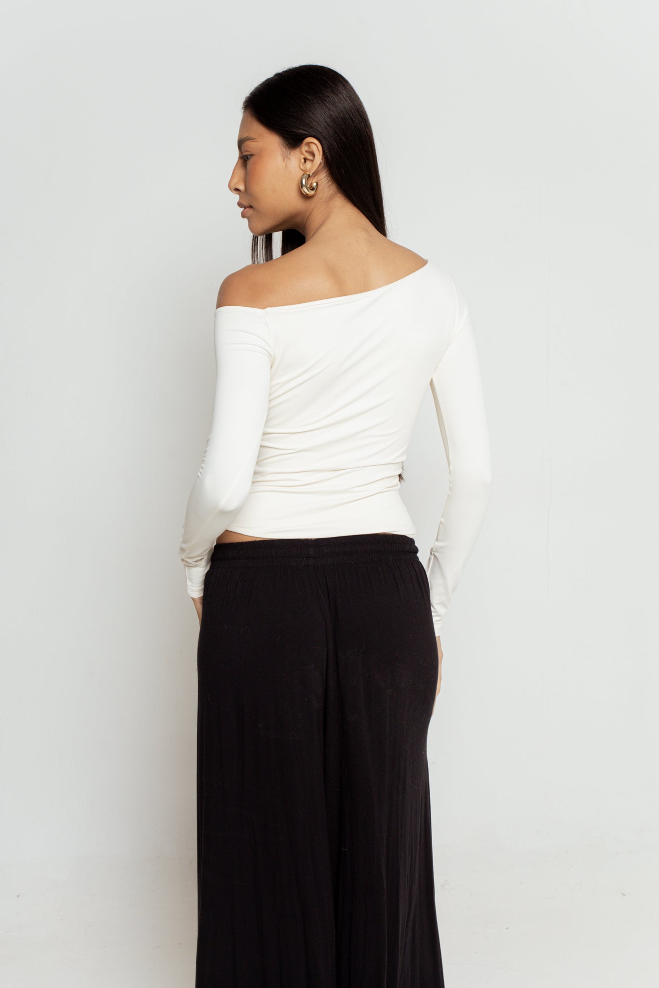 Blusa Manga Longa Assimétrica