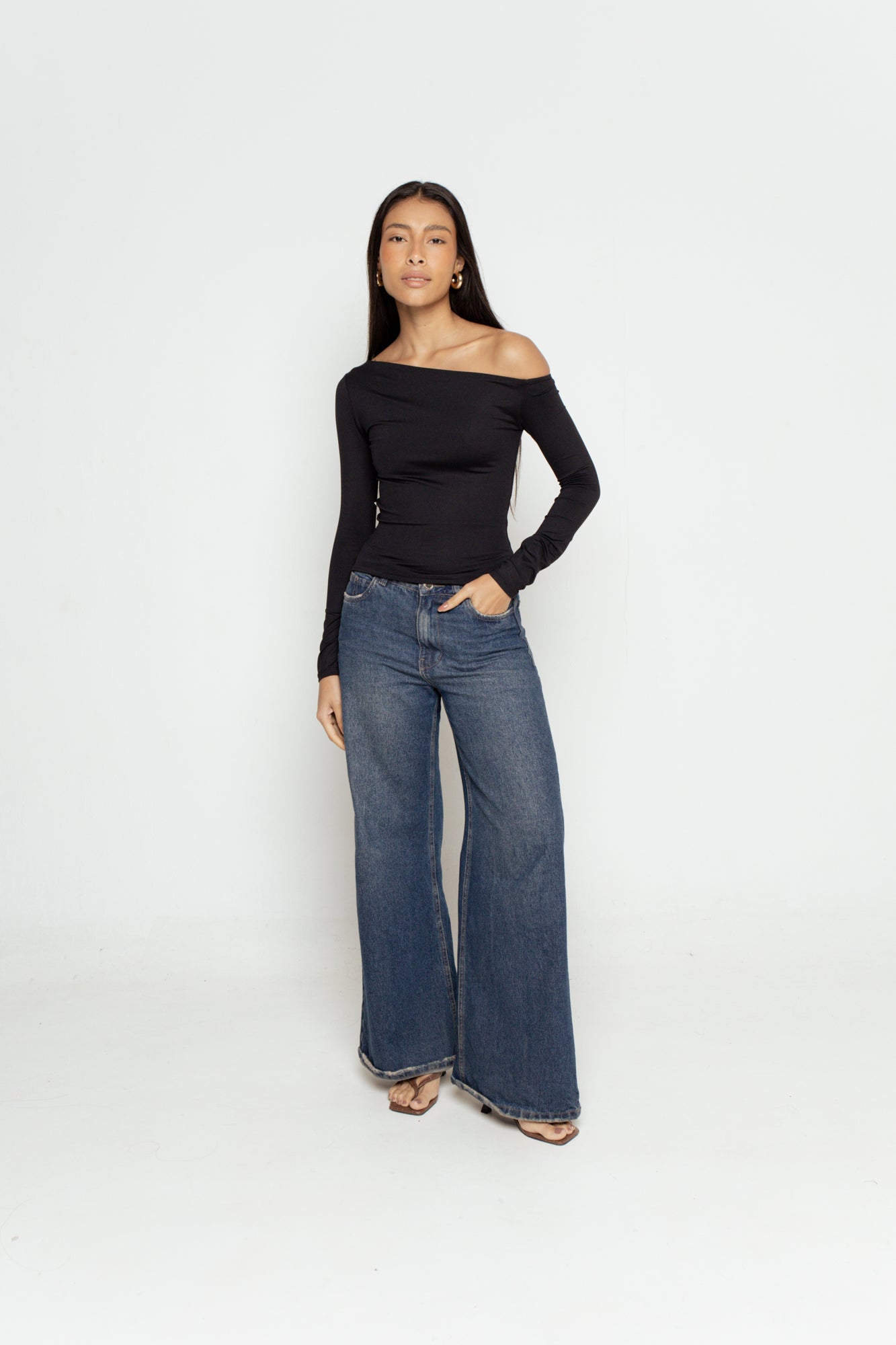 Blusa Manga Longa Assimétrica