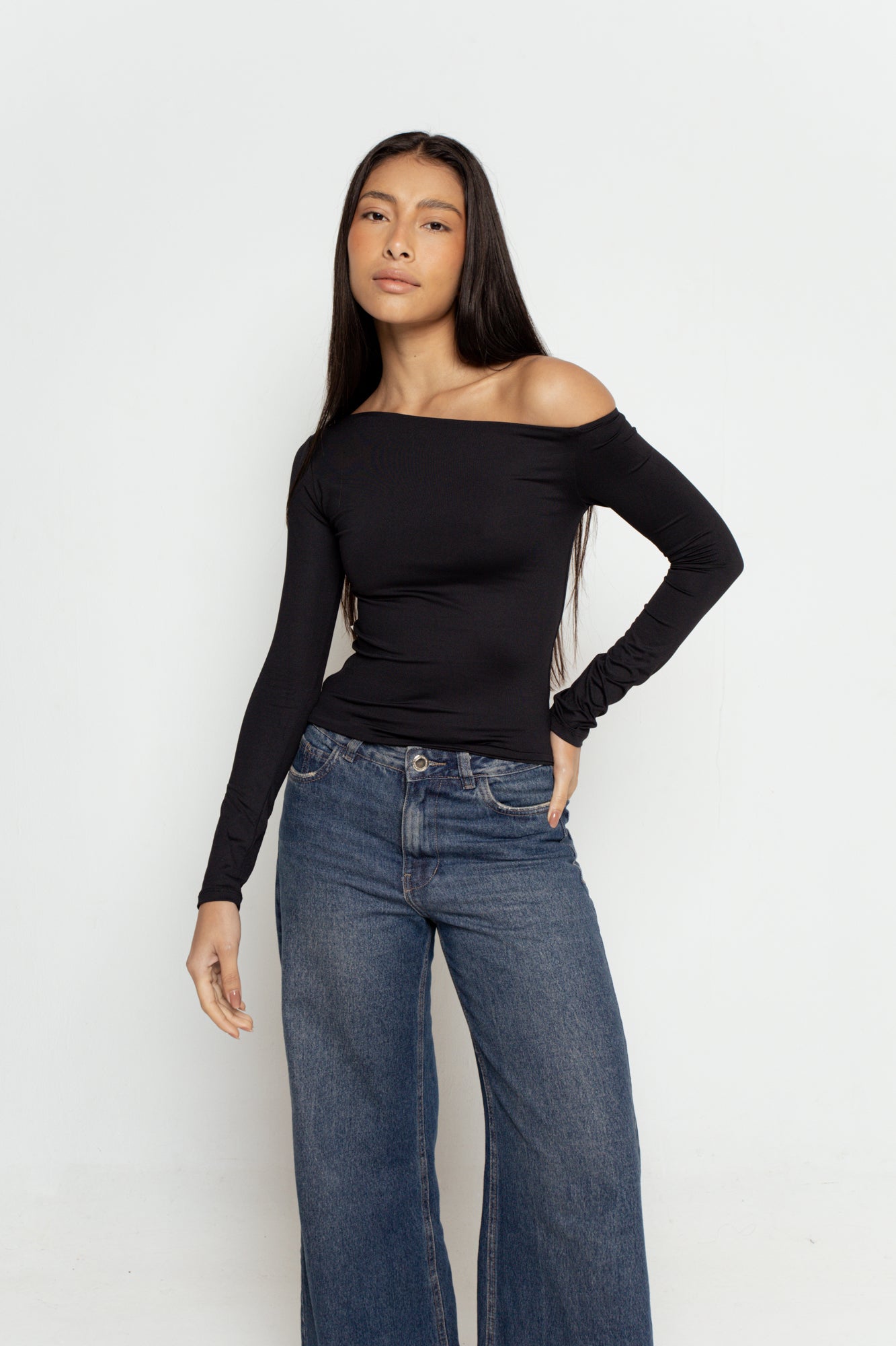 Blusa Manga Longa Assimétrica