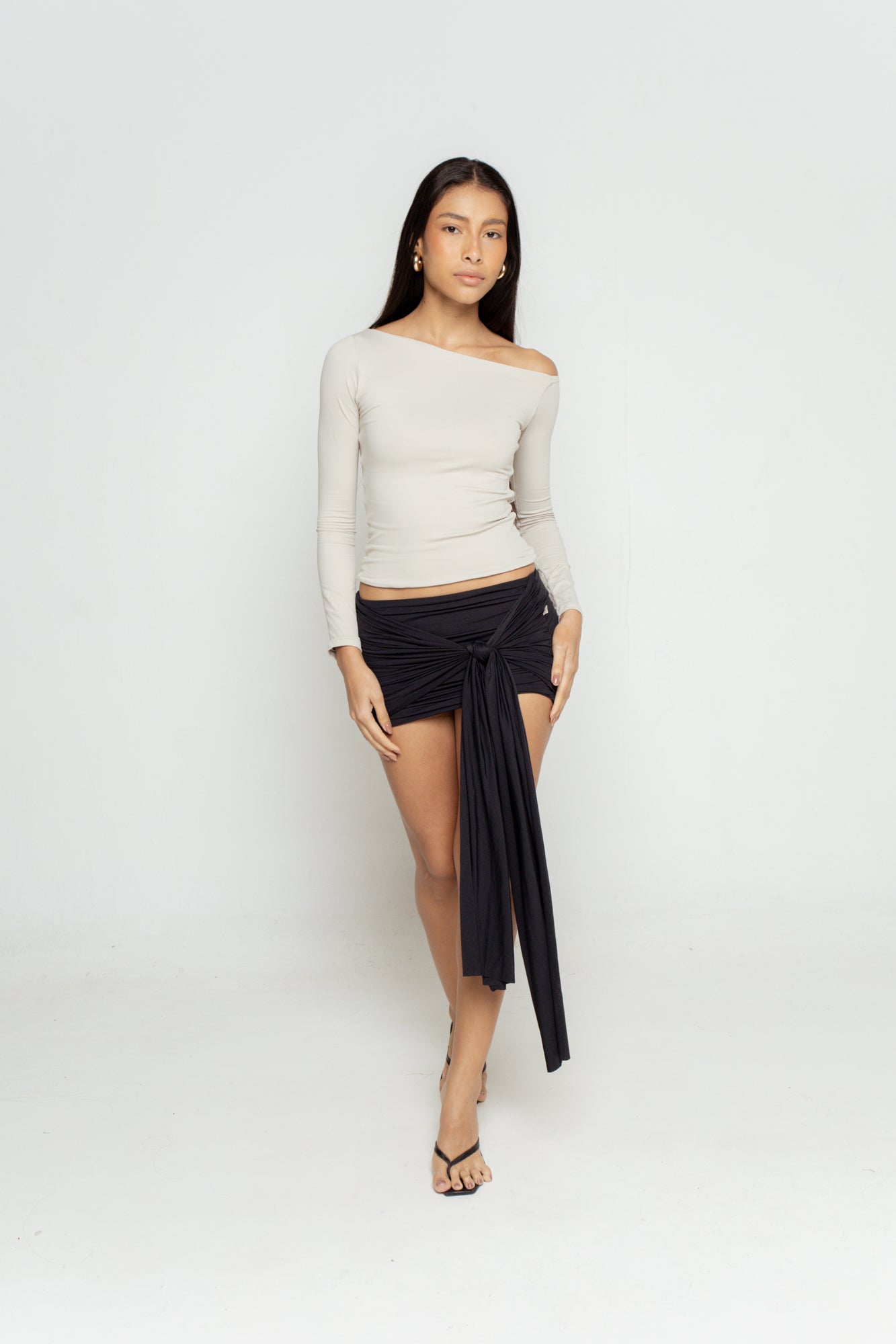 Blusa Manga Longa Assimétrica