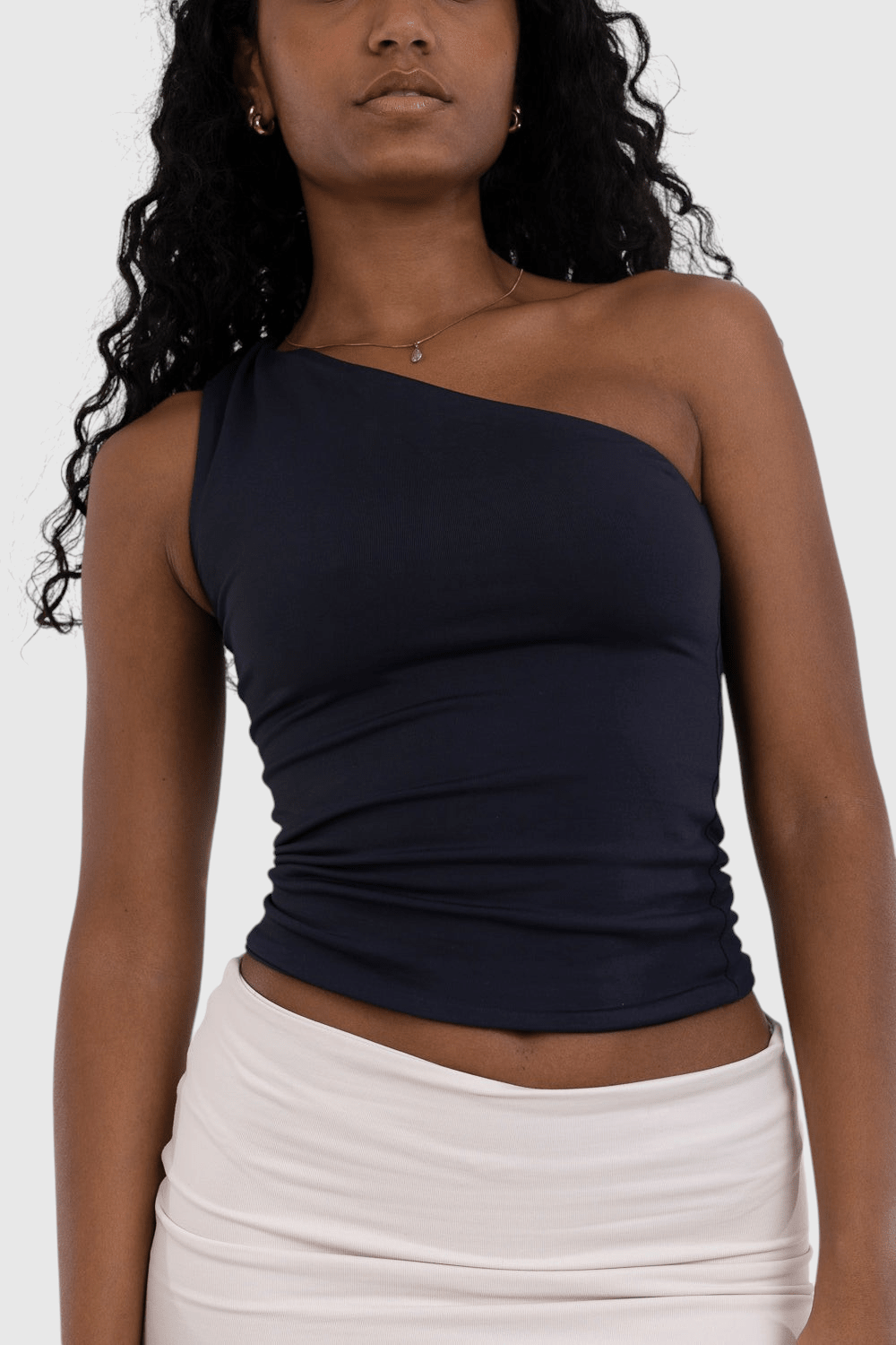 Duo Ombro de Fora · Blusa Nula Manga preto
