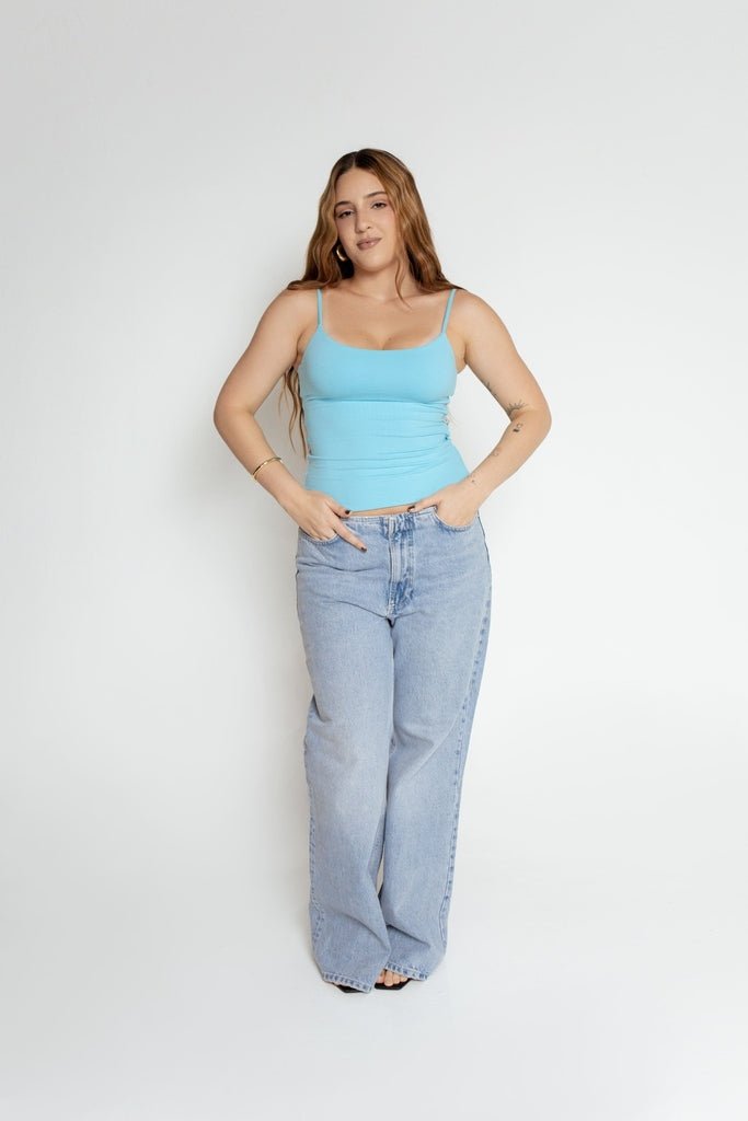 Blusa Regata Alça Fina (CANDY COLORS) — LA MAGIE