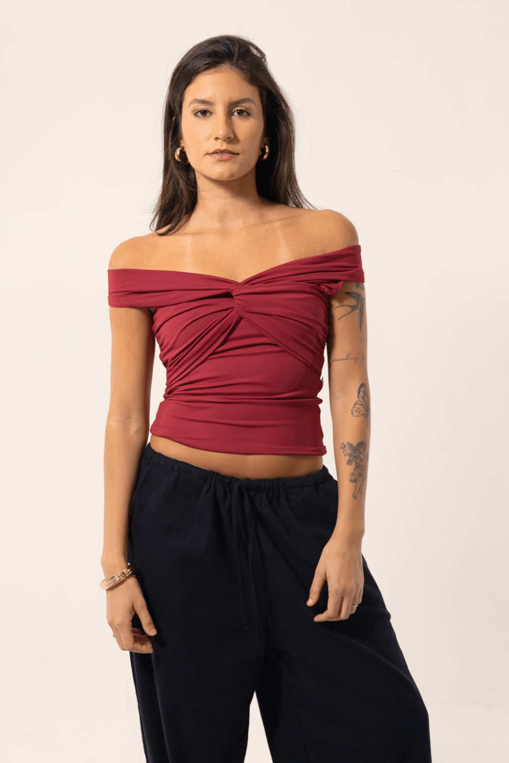 Blusa Trançada Ombro a Ombro — LA MAGIE