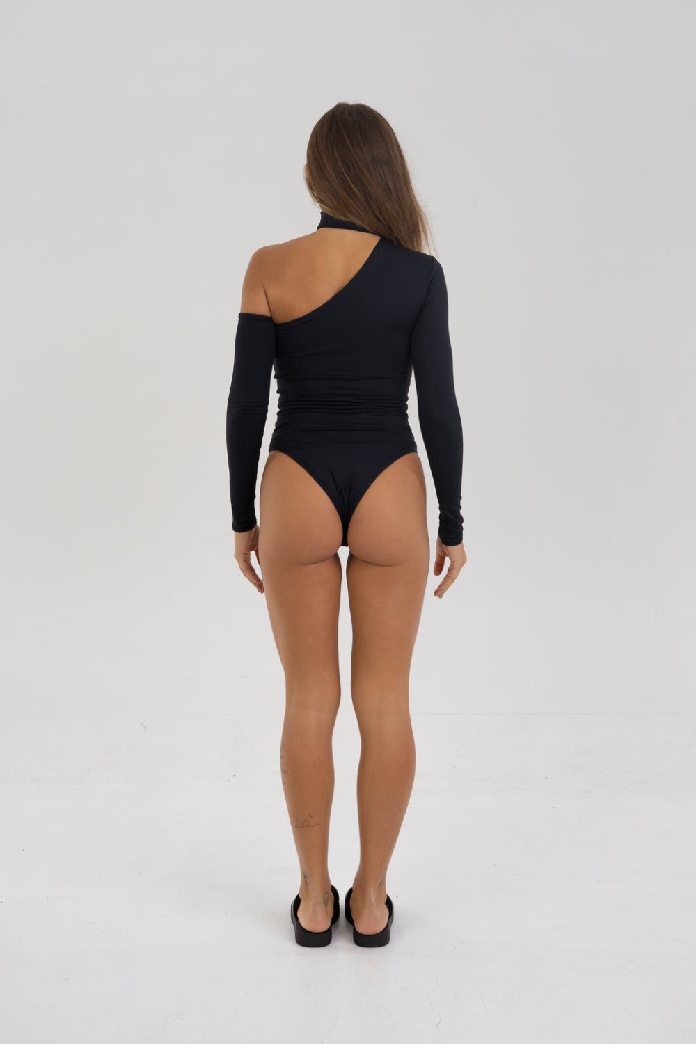 Body Assimétrico — LA MAGIE