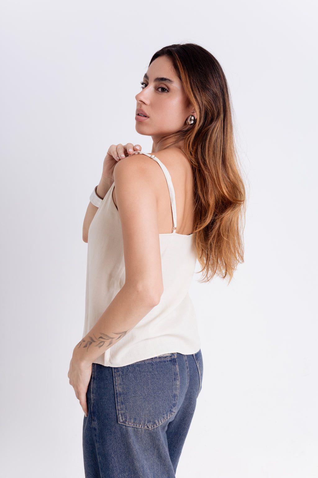 Blusa Easy Alça Fina de Viscose